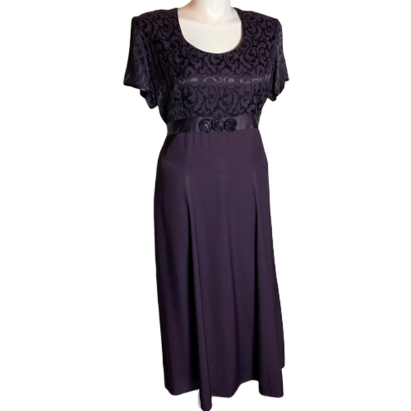 knee length tight black dress STRAPLESS SHIRRED FRONT DRESS TO KNEE  Black  Norma Kamali